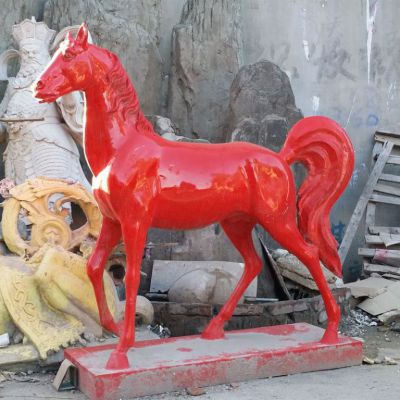玻璃钢雕塑马 红色喷漆马雕塑 走马雕塑